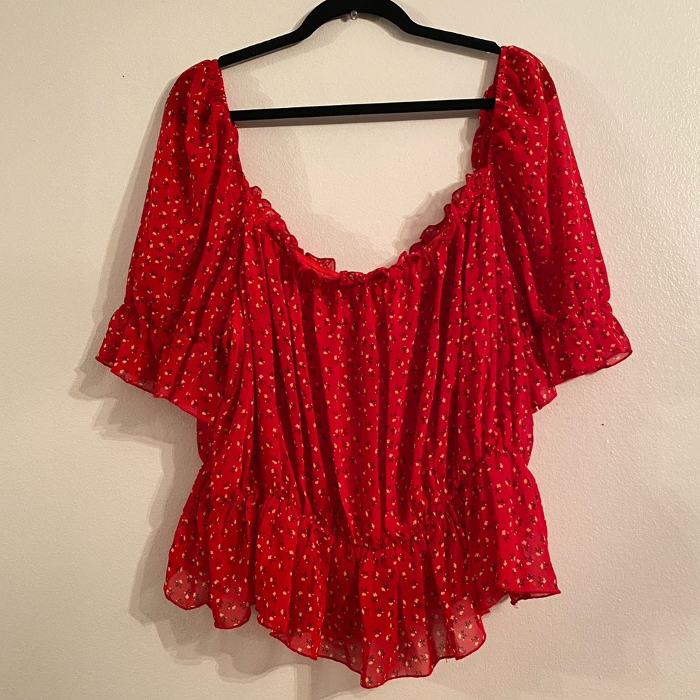 MISGUIDED FLORAL BARDOT TOP BLOUSE